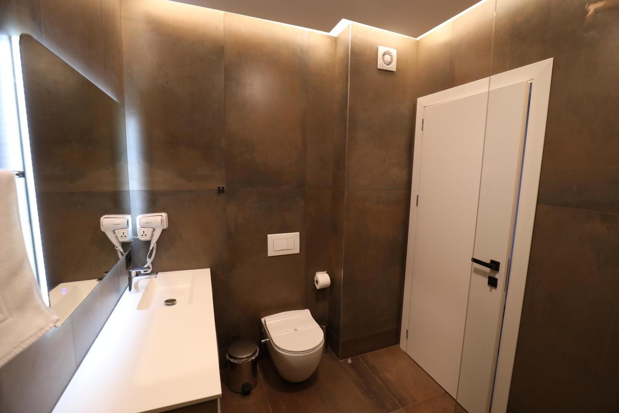 Dallga Suites Tushemisht Exteriör bild